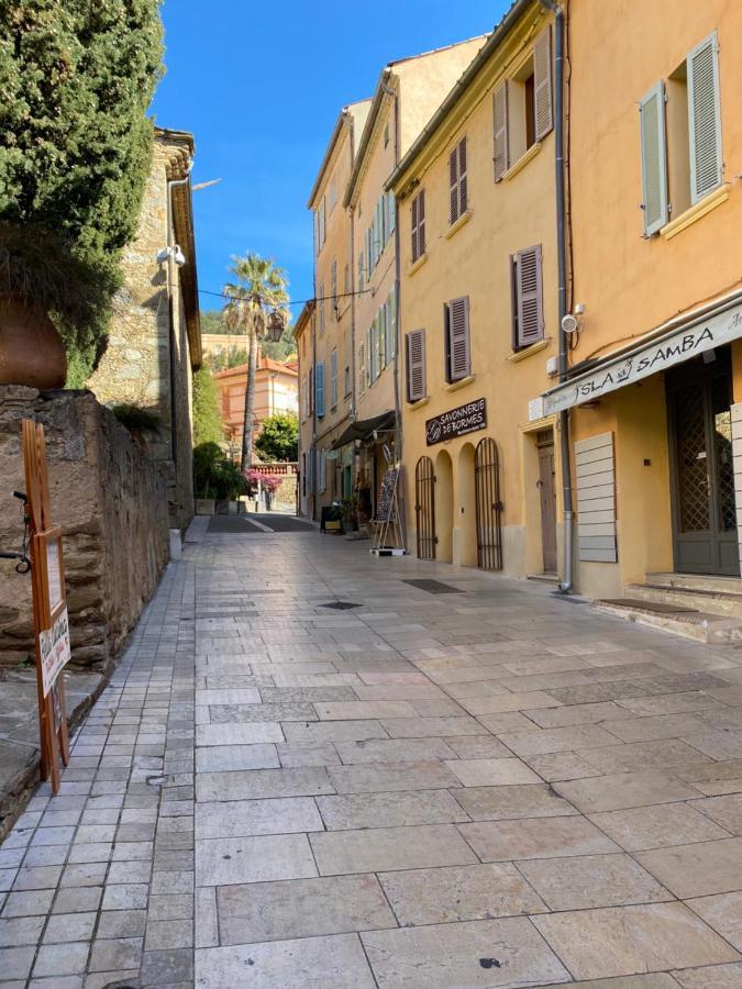 Апартаменты Les Locations Cinaureva "Les Iles D'Or" Ла-Лонд-ле-Мор Экстерьер фото